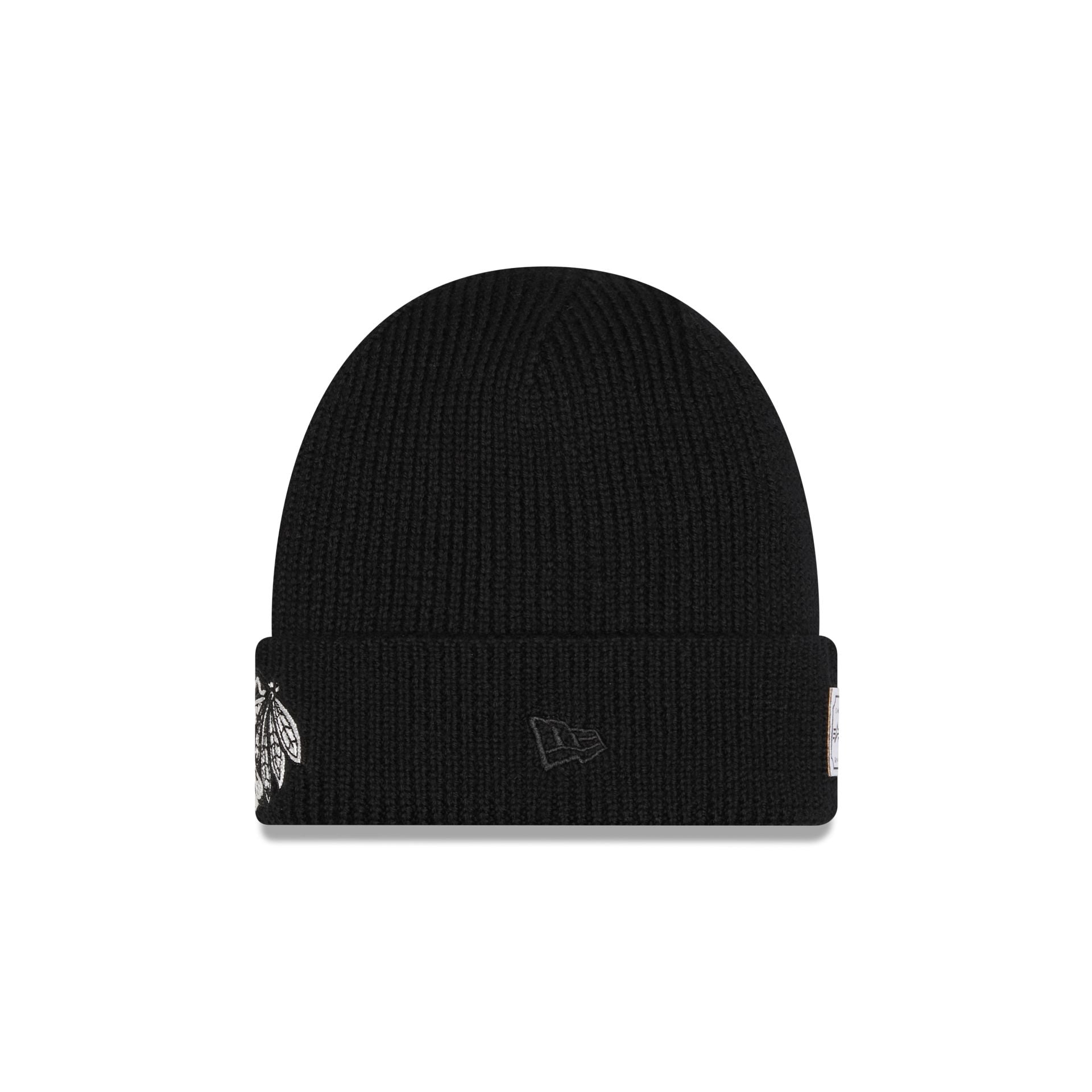 Alpha Industries x Chicago Blackhawks Black Cuff Knit Hat - Image 2