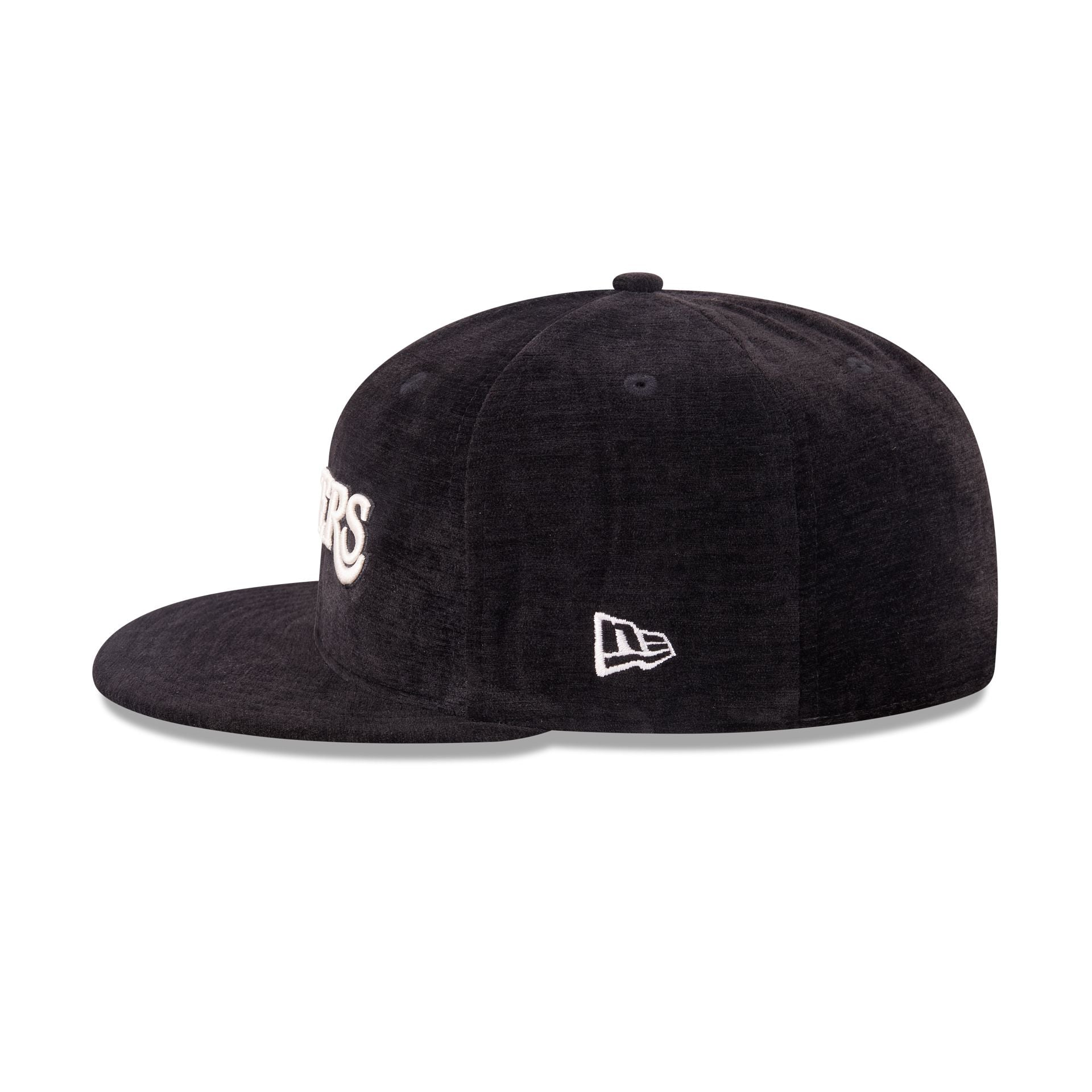 Los Angeles Lakers Black Velvet 59FIFTY Fitted Hat - Image 4