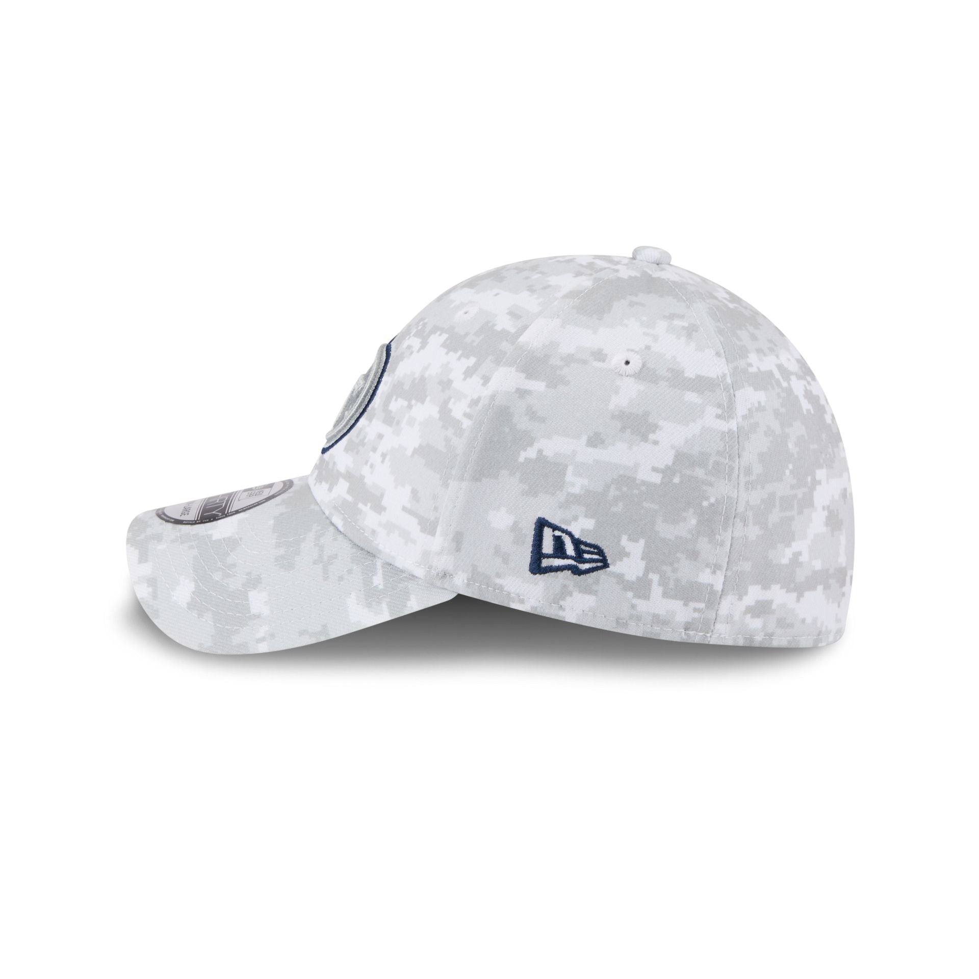 Tennessee Titans 2025 Salute to Service Fan Gear 39THIRTY Stretch Fit Hat - Image 5