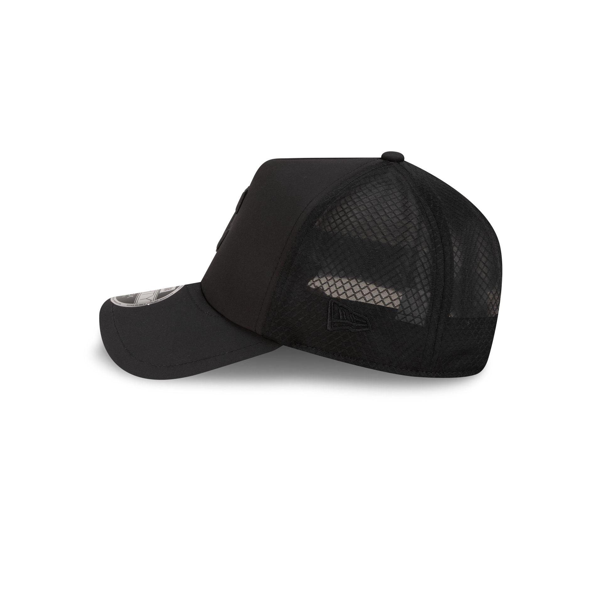 Cleveland Guardians 2026 Batting Practice Black 9FORTY APEX Trucker Ha - Image 4