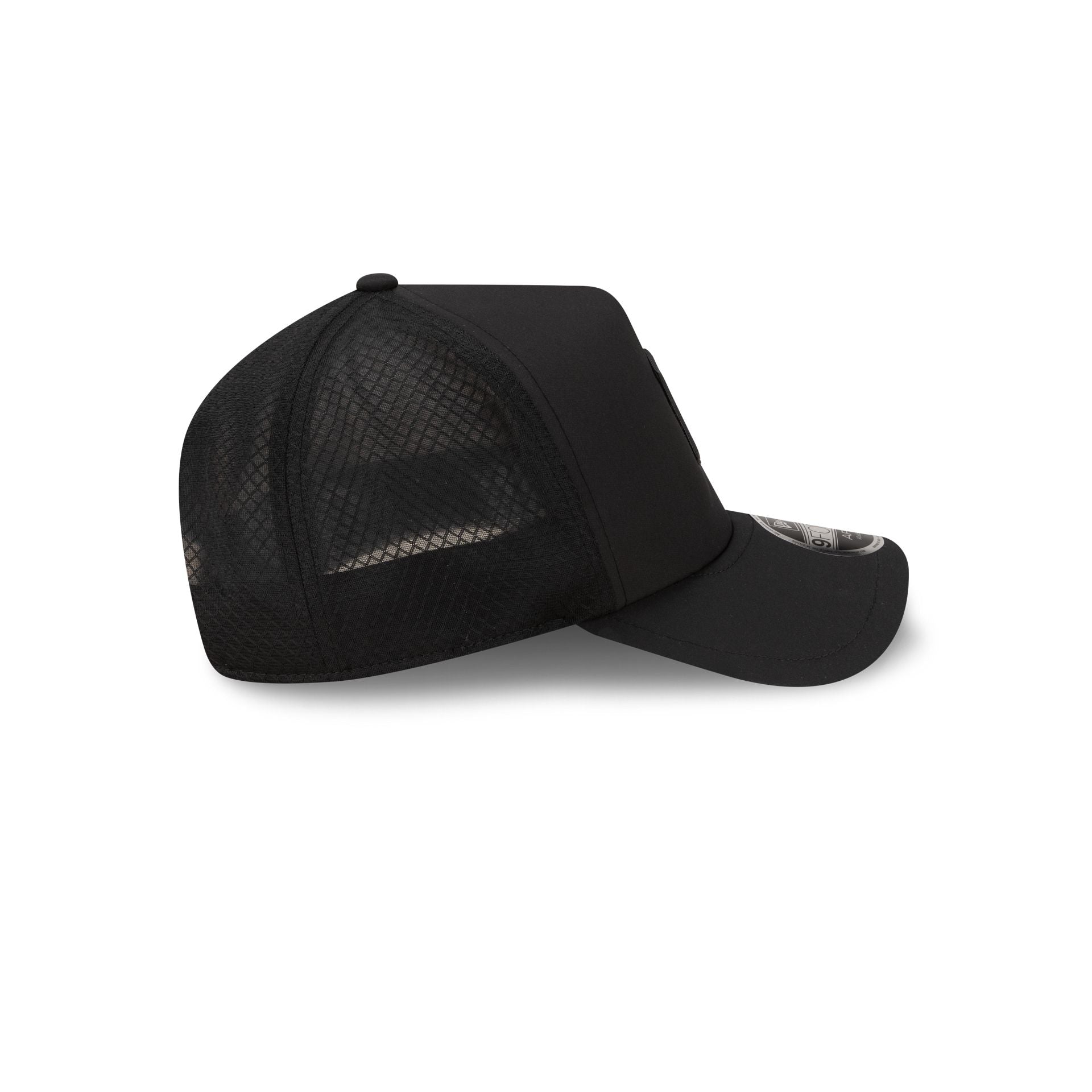 Cleveland Guardians 2026 Batting Practice Black 9FORTY APEX Trucker Ha - Image 5