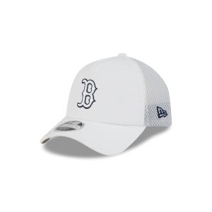 Boston Red Sox 2026 Batting Practice White 9FORTY APEX Trucker Hat