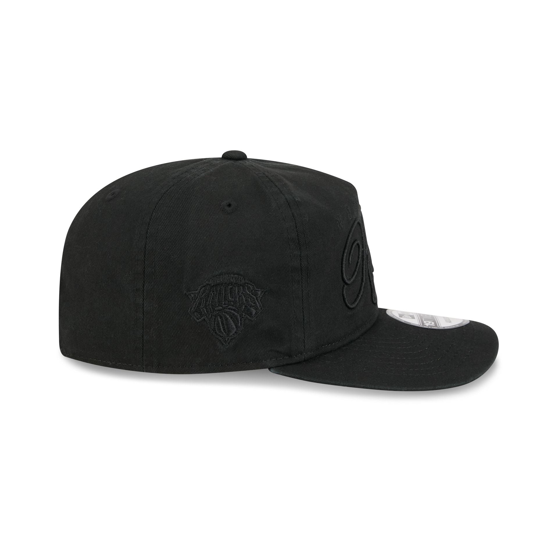 New York Knicks All Black Scripted 19TWENTY Adjustable Hat - Image 4