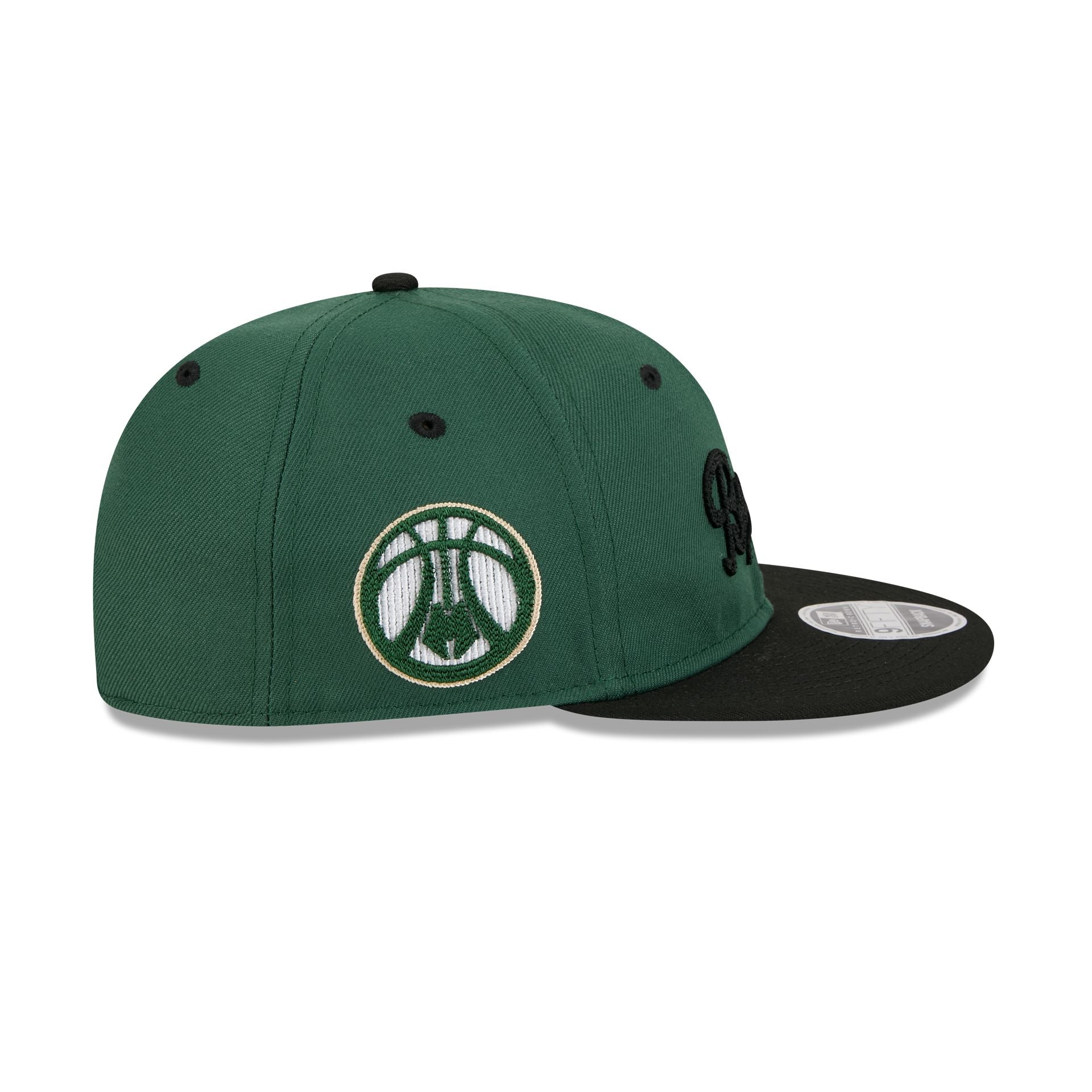 Milwaukee Bucks Chainstitch Script Retro Crown 9FIFTY Snapback Hat - Image 4