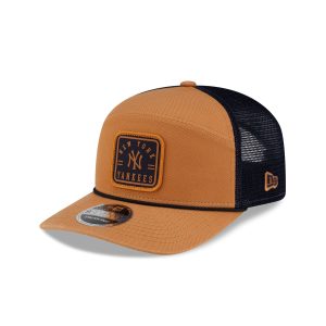 New York Yankees Light Bronze Split Panel 9SEVENTY Trucker Hat