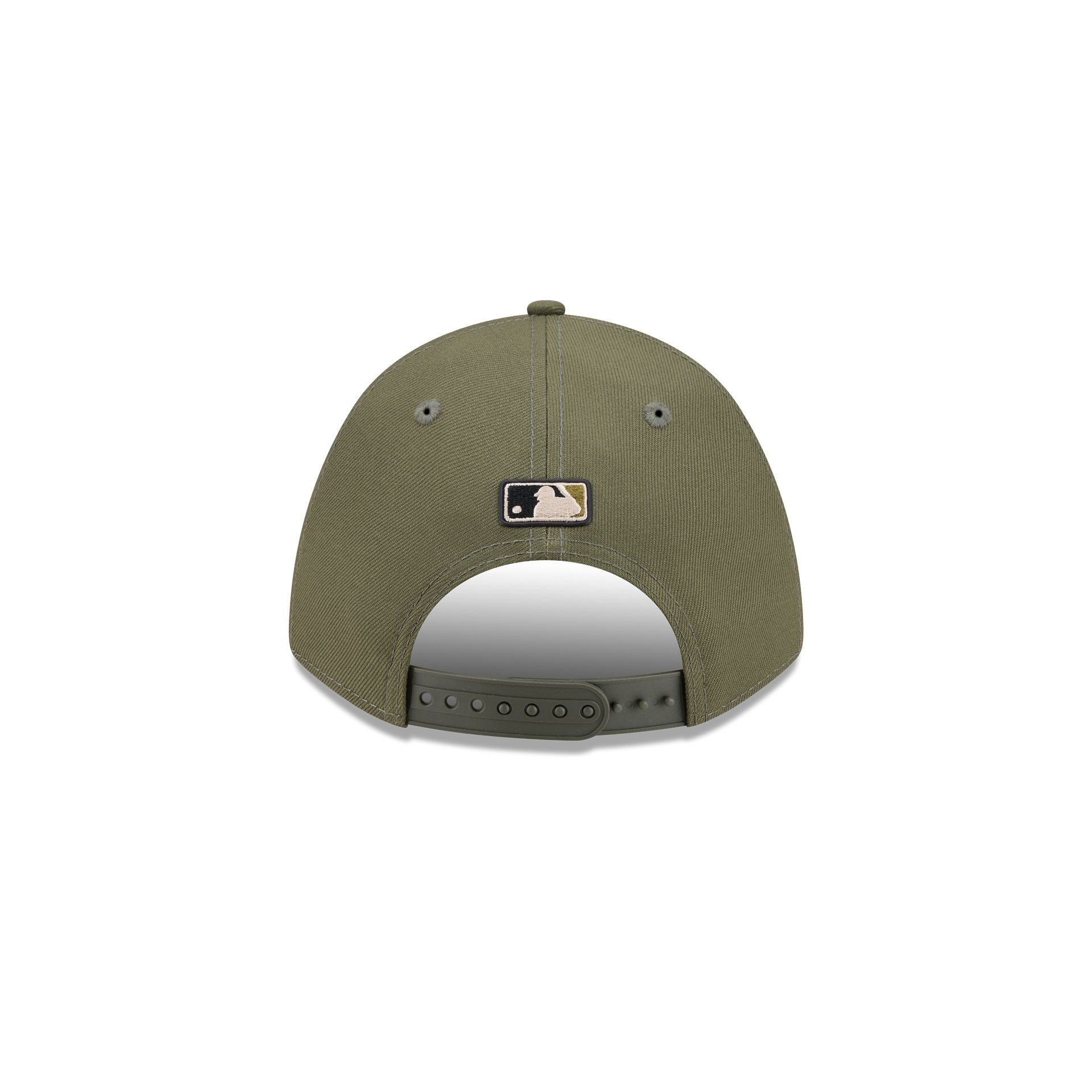 Atlanta Braves Armed Forces Day 2026 Kids 9FORTY M-Crown A-Frame Snapb - Image 6