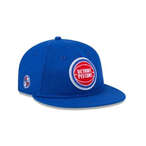 Detroit Pistons Chenille Woven Retro Crown 9FIFTY Adjustable Hat