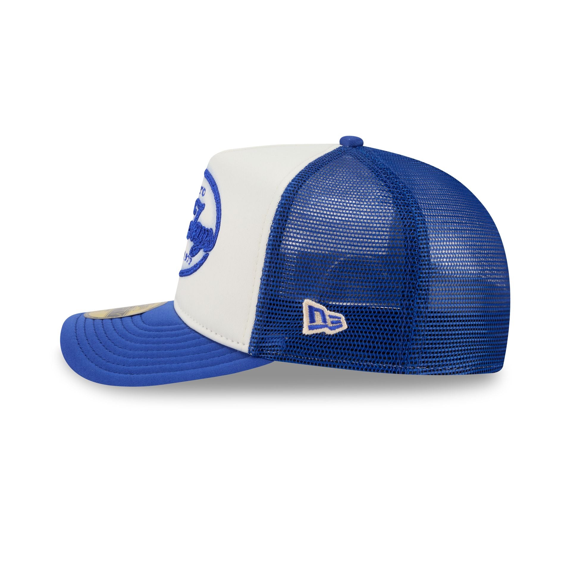 Toronto Blue Jays Chrome 59FIFTY Fitted Trucker Hat - Image 4