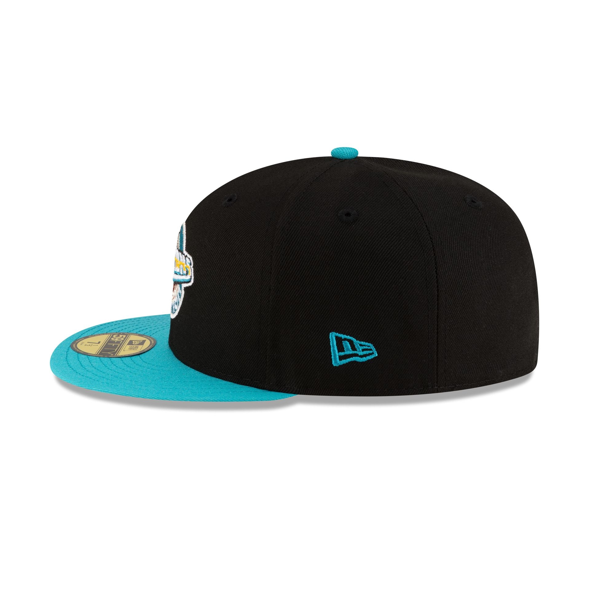 Detroit Pistons 1996-2001 Hardwood Classics Black 59FIFTY Fitted Hat - Image 5