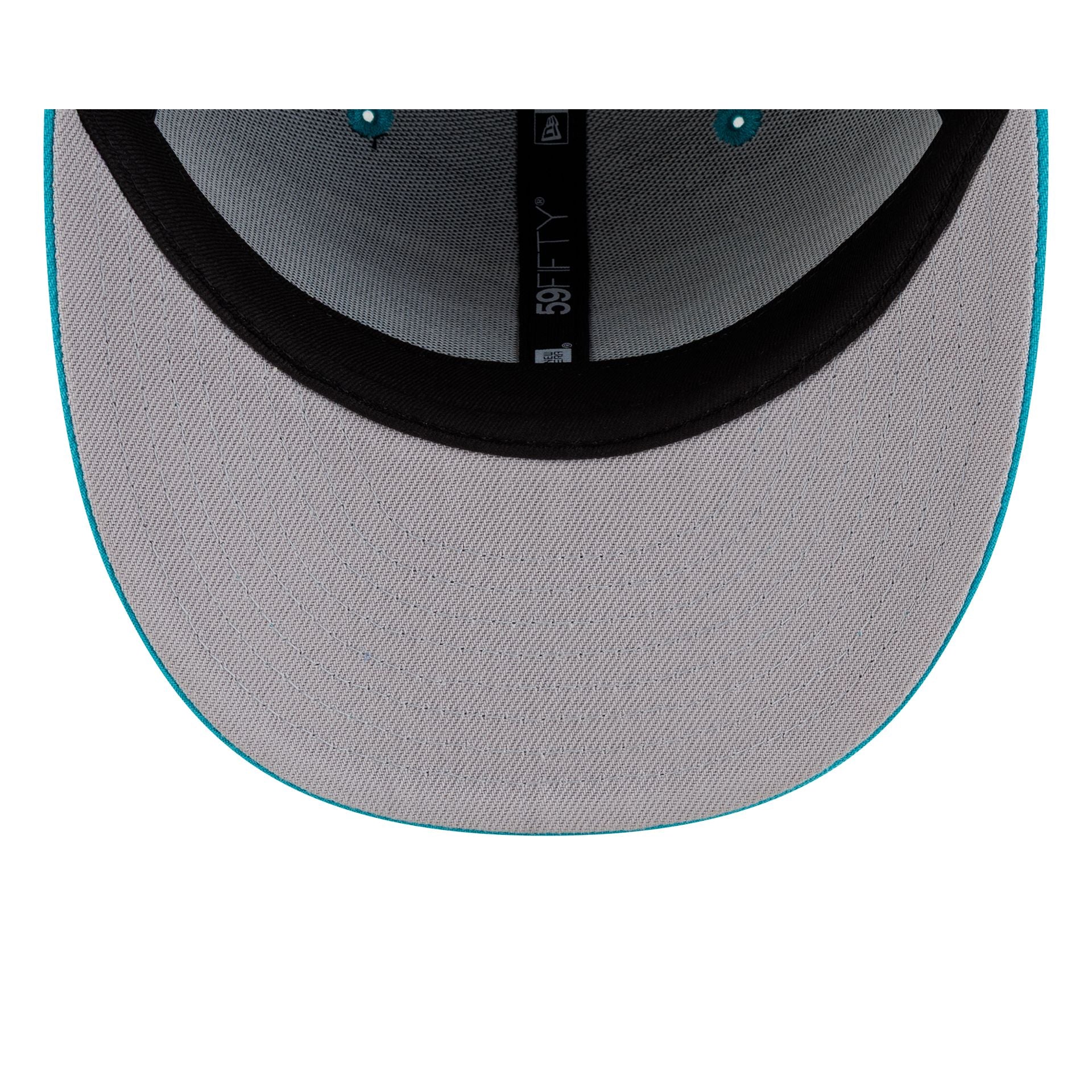 San Antonio Spurs Hardwood Classics 90s Script 59FIFTY Fitted Hat - Image 7