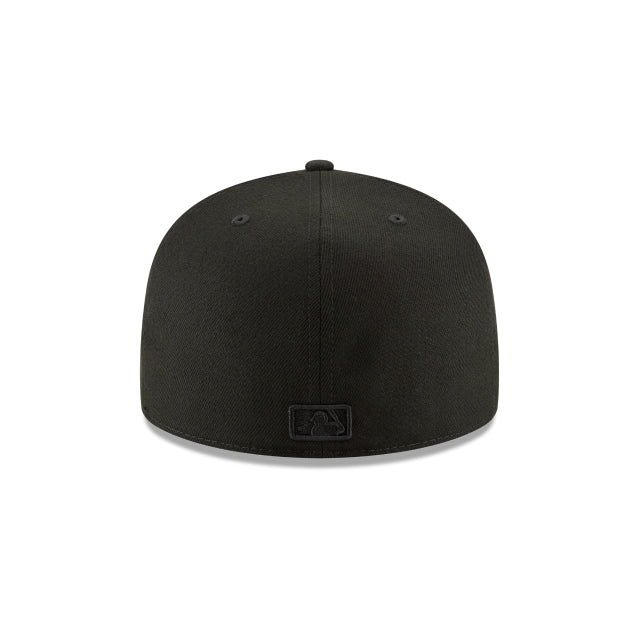 New York Yankees Blackout Basic 59FIFTY Fitted Hat - Image 4